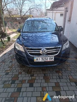 Photo 2 - Volkswagen Tiguan 2010