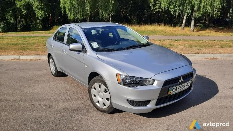 Фото 1 - Mitsubishi Lancer 2011