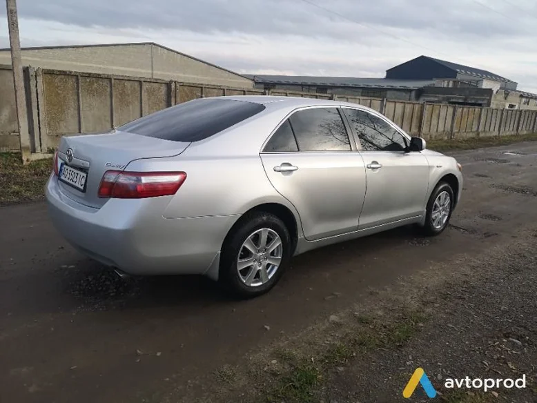 Фото 2 - Toyota Camry 2008