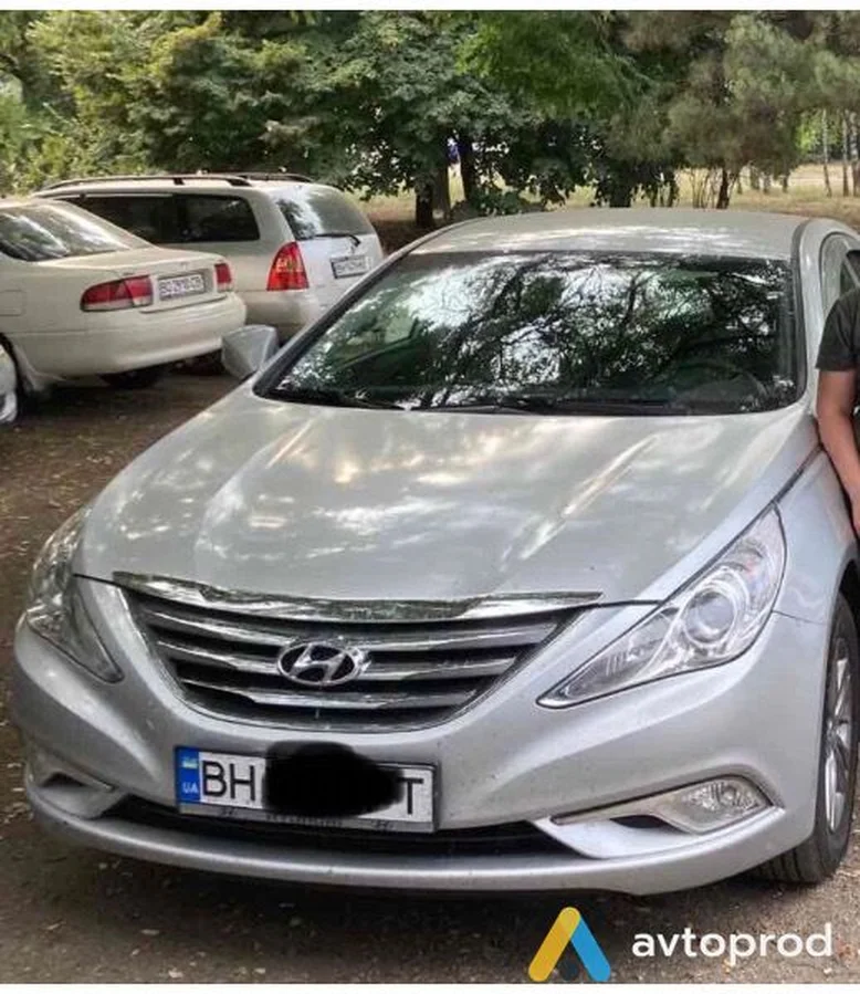 Фото 1 - Hyundai Sonata 2013