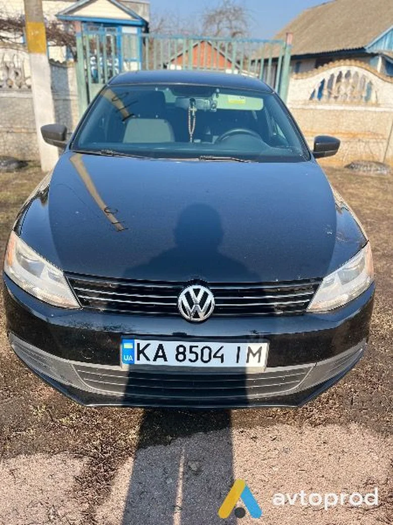 Фото 1 - Volkswagen Jetta 2012