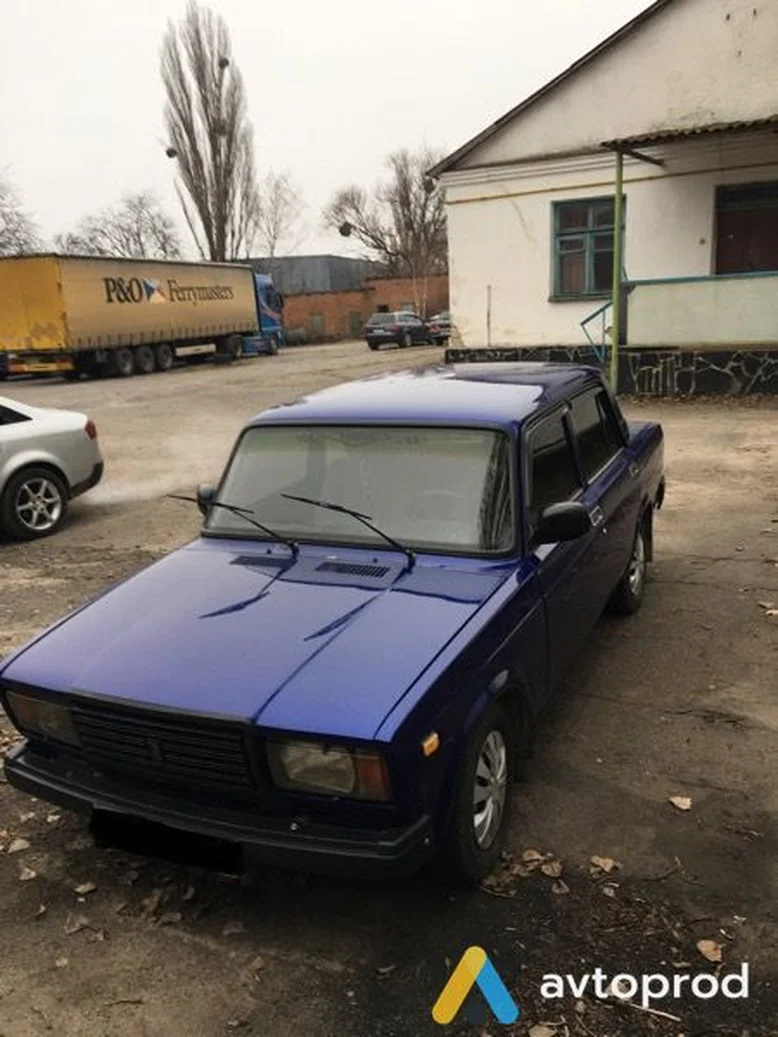 Фото 3 - VAZ 2107 2005