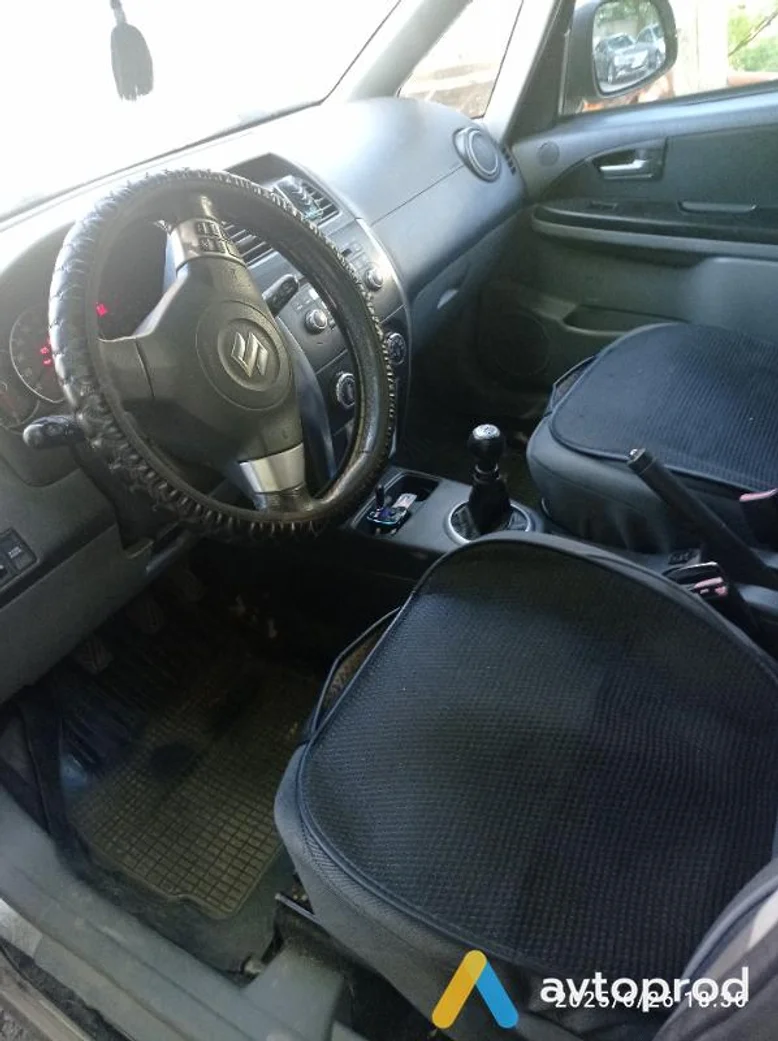 Фото 4 - Suzuki SX4 2007