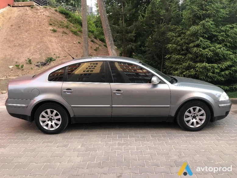 Фото 3 - Volkswagen Passat 2004