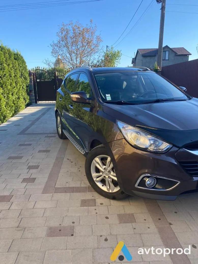 Фото 3 - Hyundai ix35 2011