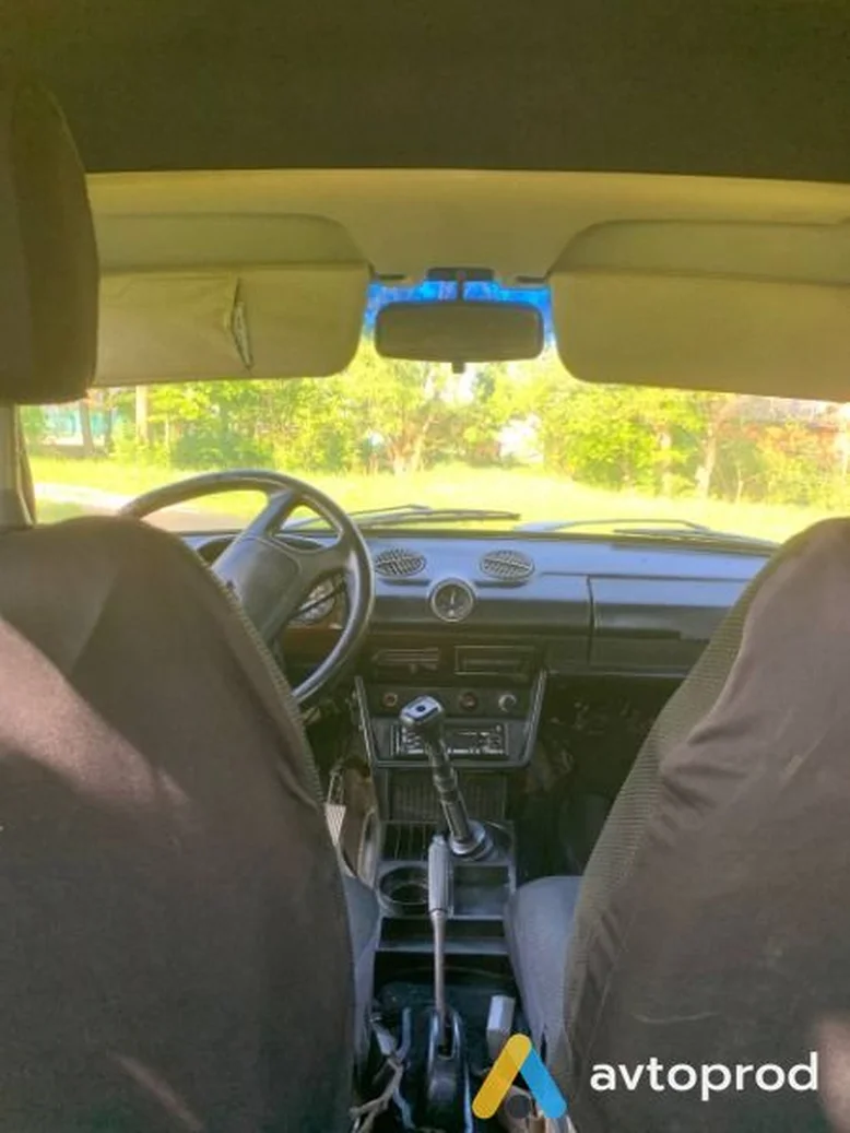 Фото 2 - VAZ 2106 1985