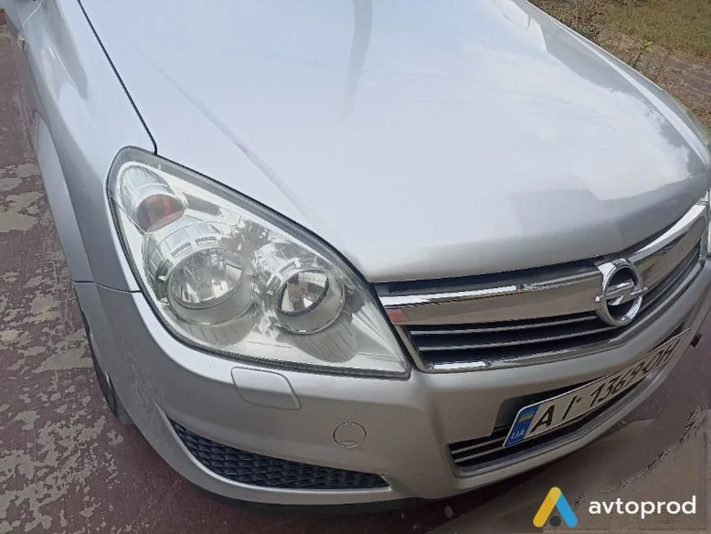 Фото 1 - Opel Astra 2008