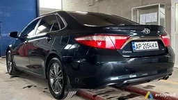 Photo 4 - Toyota Camry 2016