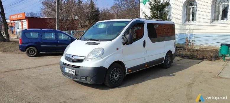 Фото 4 - Opel Vivaro 2011