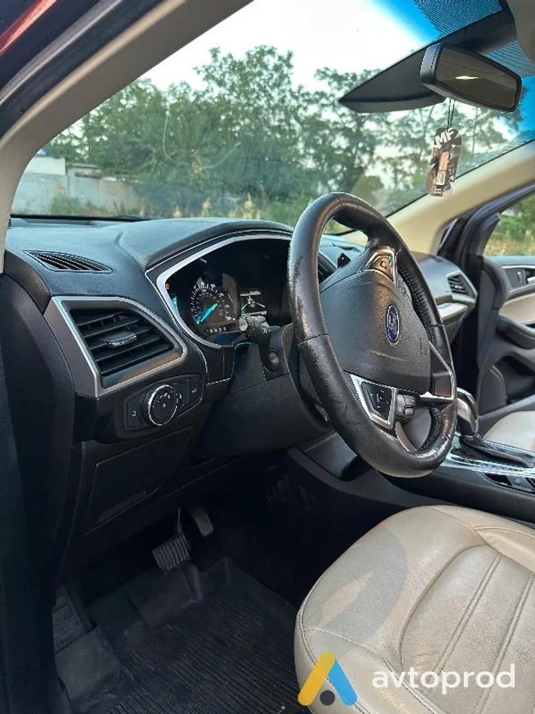 Photo 4 - Ford Edge  2018