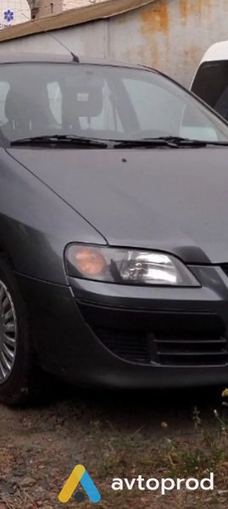 Фото 2 - Mitsubishi Space Star 2004