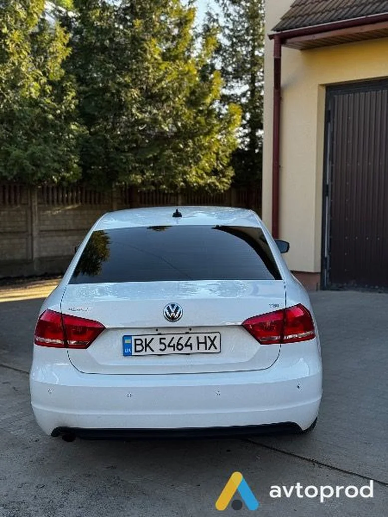 Фото 2 - Volkswagen Passat 2014