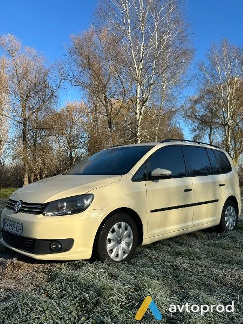 Фото 2 - Volkswagen Touran 2013