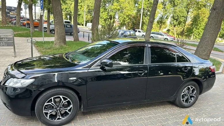 Фото 3 - Toyota Camry 2008