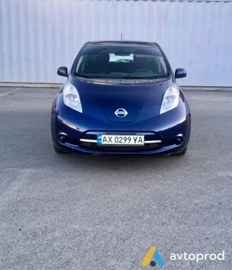 Фото 2 - Nissan Leaf 2017