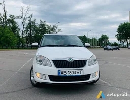 Фото 2 - Skoda Fabia 2011