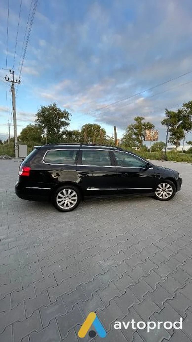 Фото 3 - Volkswagen Passat 2010
