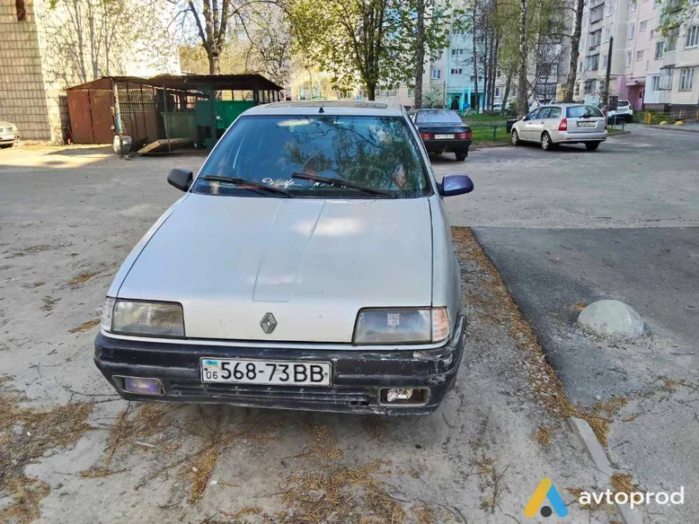 Фото 1 - Renault 19 1990