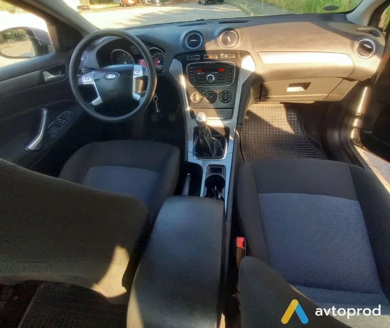 Фото 3 - Ford Mondeo 2013