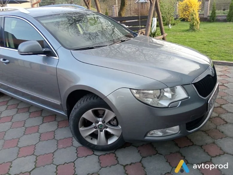 Фото 2 - Skoda Superb 2012