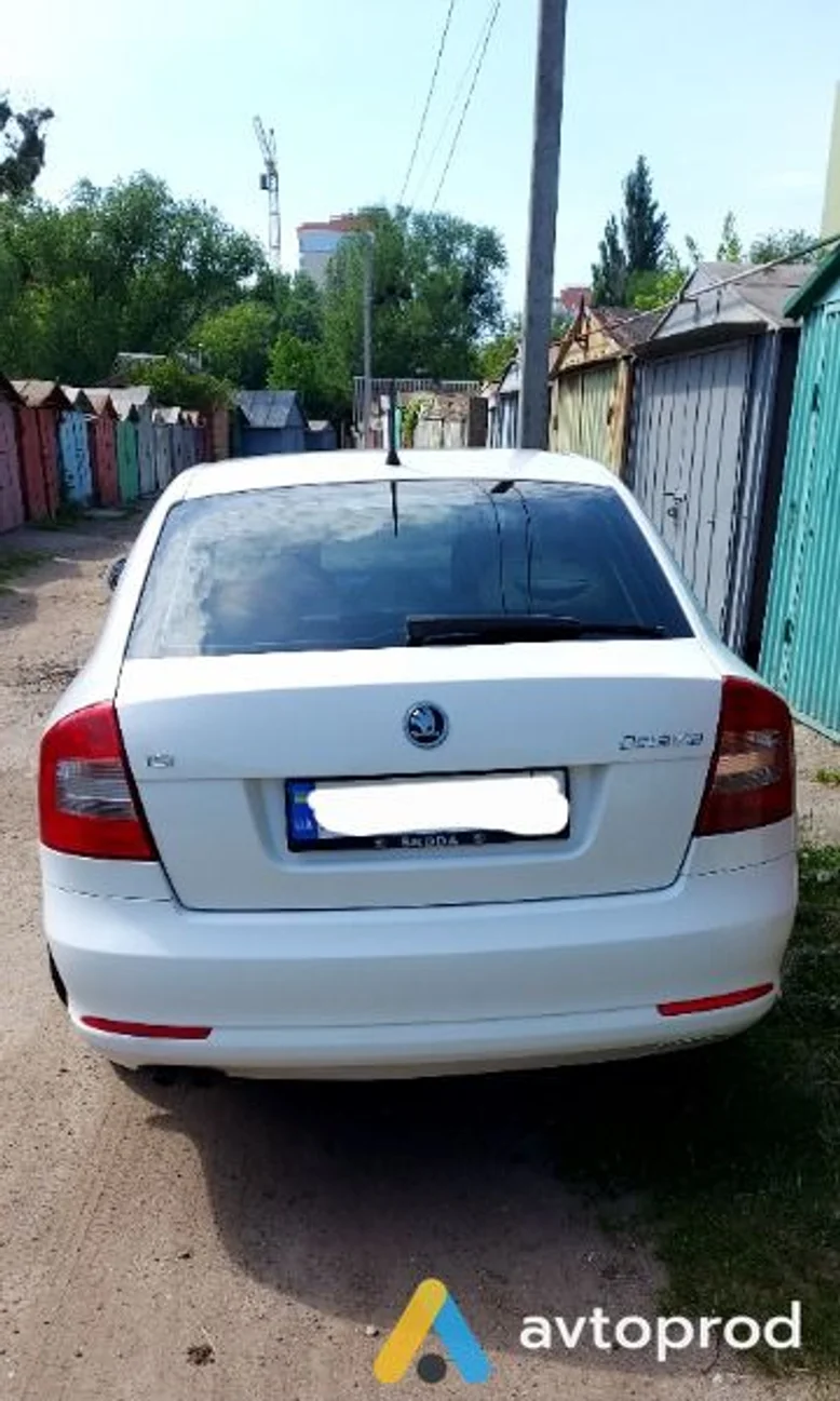 Фото 3 - Skoda Octavia 2011