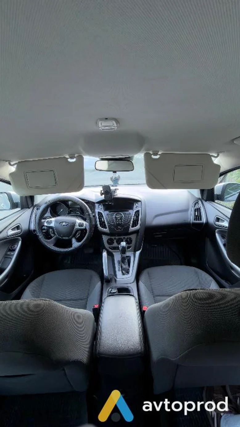 Фото 1 - Ford Focus 2011
