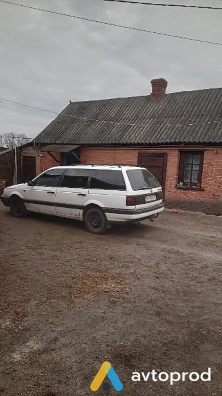 Фото 1 - Volkswagen Passat 1988
