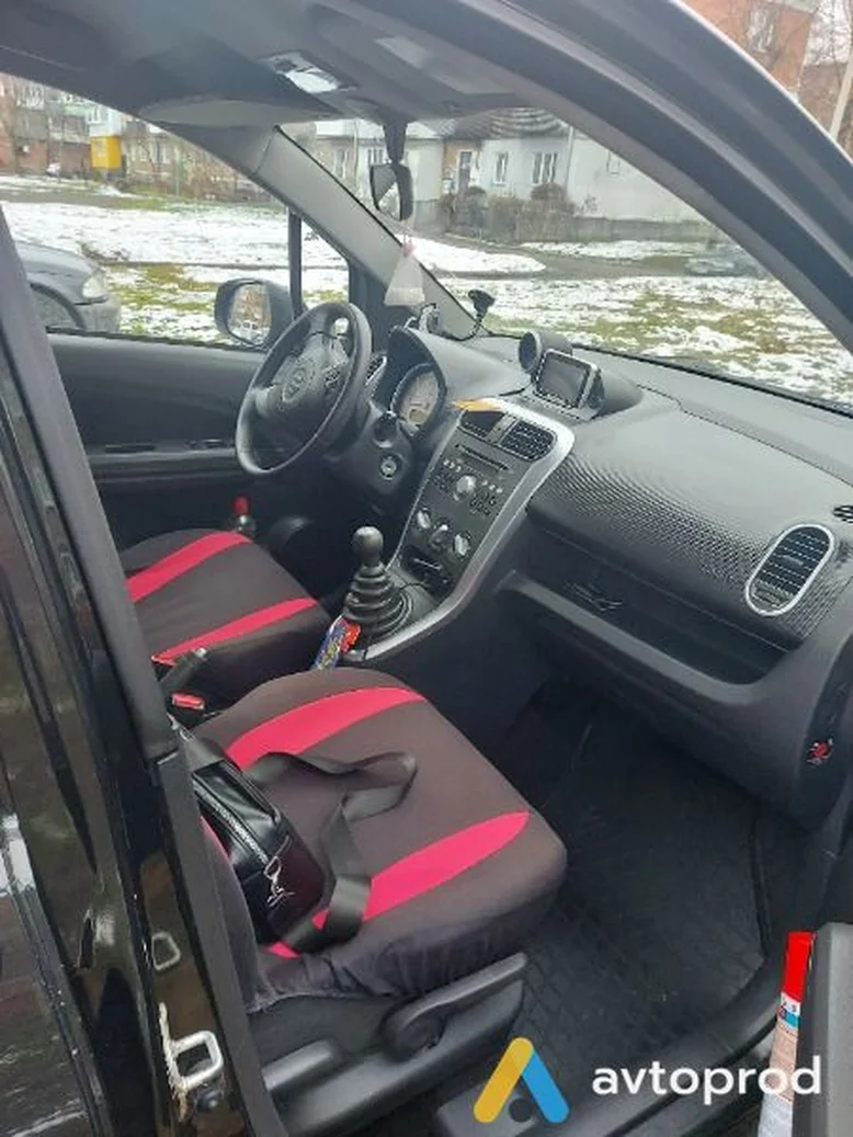 Фото 2 - Suzuki Splash 2010