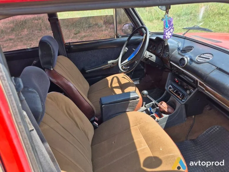 Фото 3 - VAZ 2106 1985