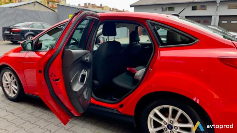 Фото 4 - Ford Focus 2016