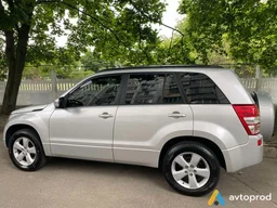Фото 3 - Suzuki Grand Vitara 2008
