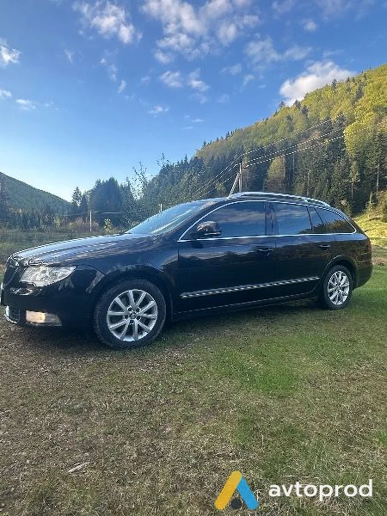 Фото 4 - Skoda Superb 2011