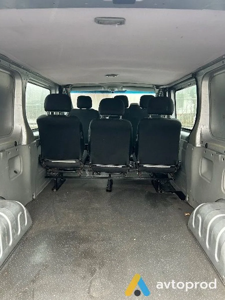 Фото 3 - Renault Trafic 2005