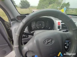 Photo 4 - Hyundai Tucson 2005