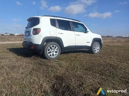 Photo 3 - Jeep Renegade 2018
