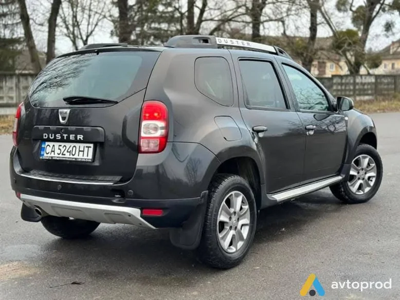 Фото 2 - Dacia Duster 2013