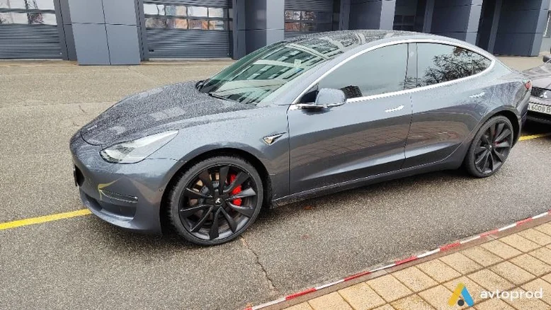 Фото 1 - Tesla Model 3 2020
