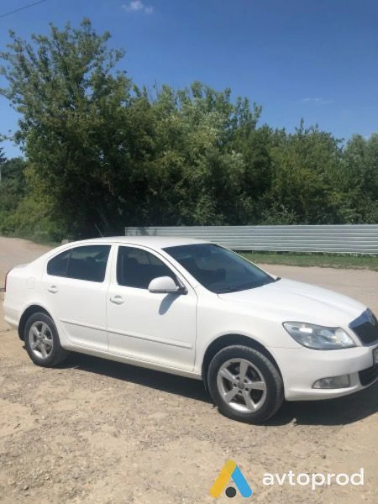 Фото 3 - Skoda Octavia 2011