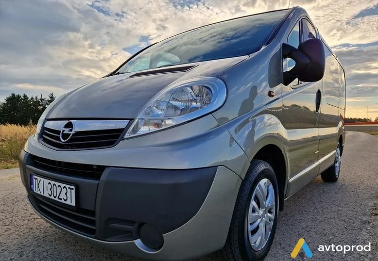 Фото 1 - Opel Vivaro 2010