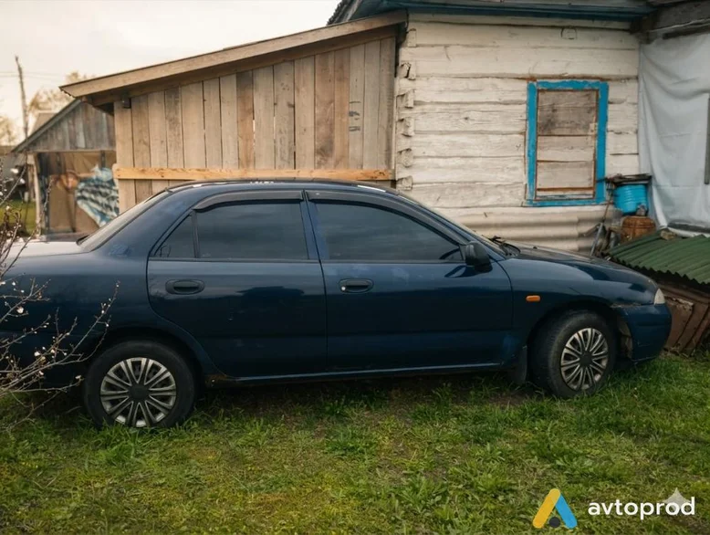 Фото 1 - Mitsubishi Carisma 1995