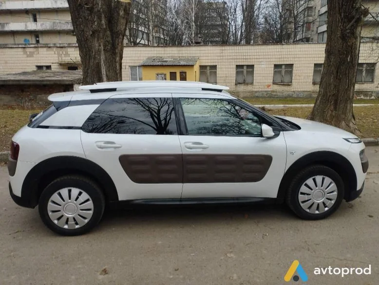 Фото 1 - Citroen C4 2015