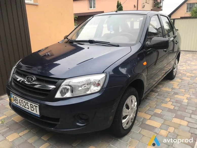 Фото 2 - VAZ Granta 2013