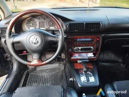 Photo 4 - Volkswagen Passat 2002