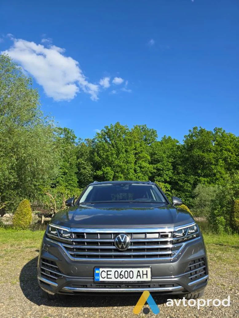 Фото 1 - Volkswagen Touareg 2020