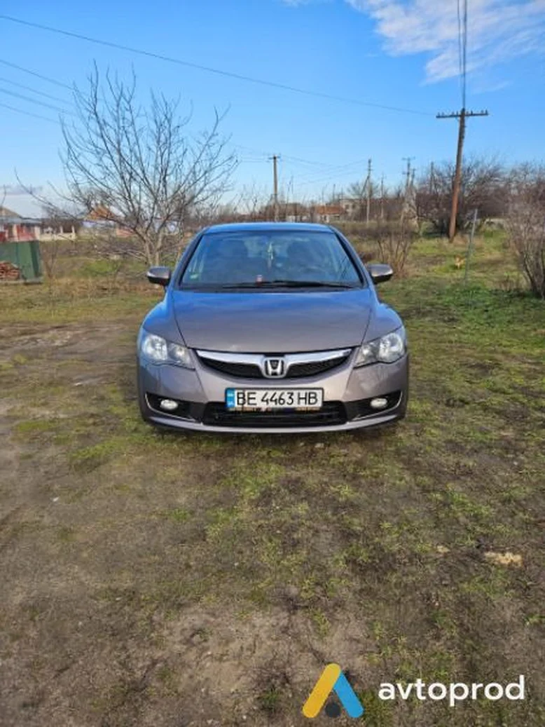 Фото 2 - Honda Civic 2009