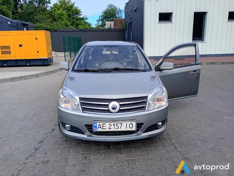 Фото 2 - Geely MK 2012