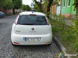 Фото 3 - Fiat Punto 2013