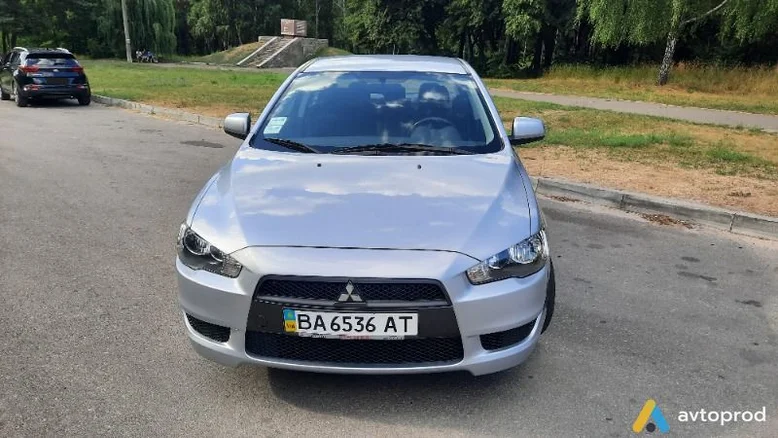 Фото 3 - Mitsubishi Lancer 2011