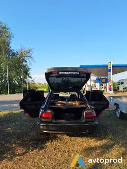 Photo 4 - Toyota Corolla 1989