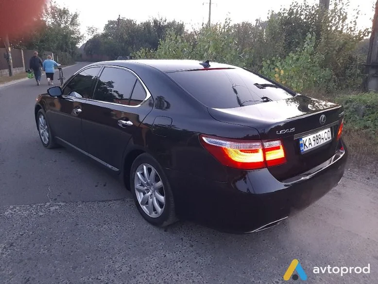 Фото 3 - Lexus LS 2007